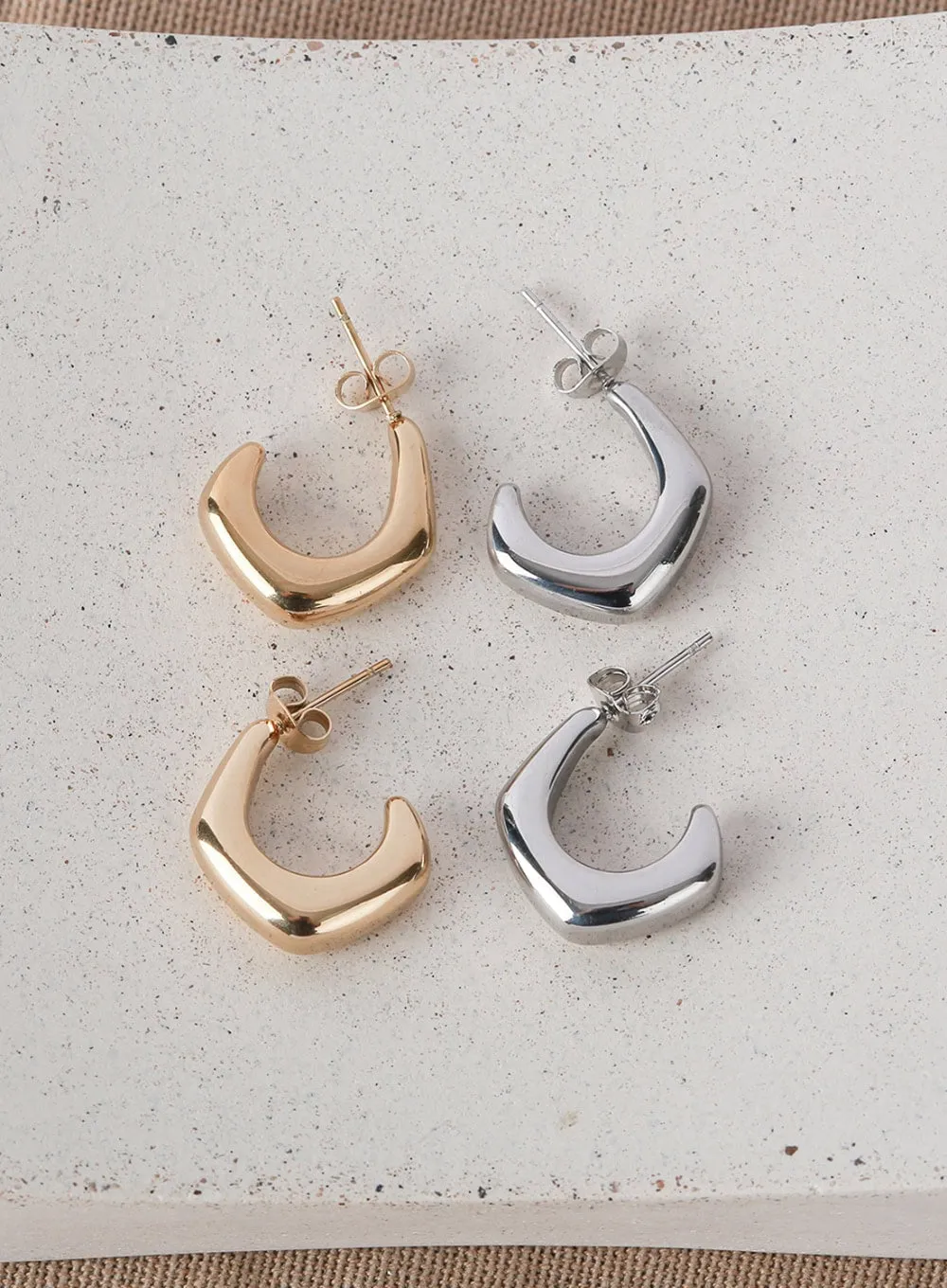 Angled Curved Bold Earrings IL404